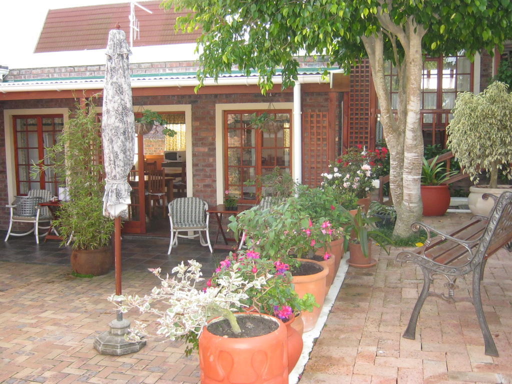 Green Pastures Bed & Breakfast George Exteriör bild
