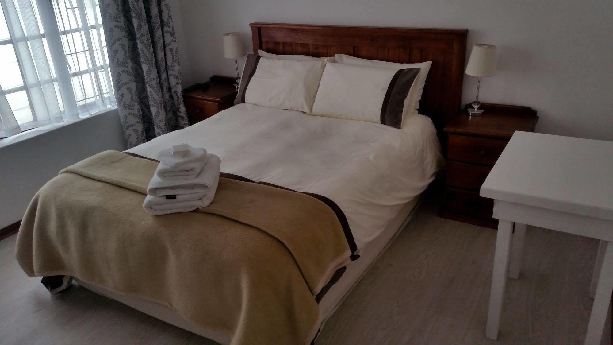 Green Pastures Bed & Breakfast George Exteriör bild